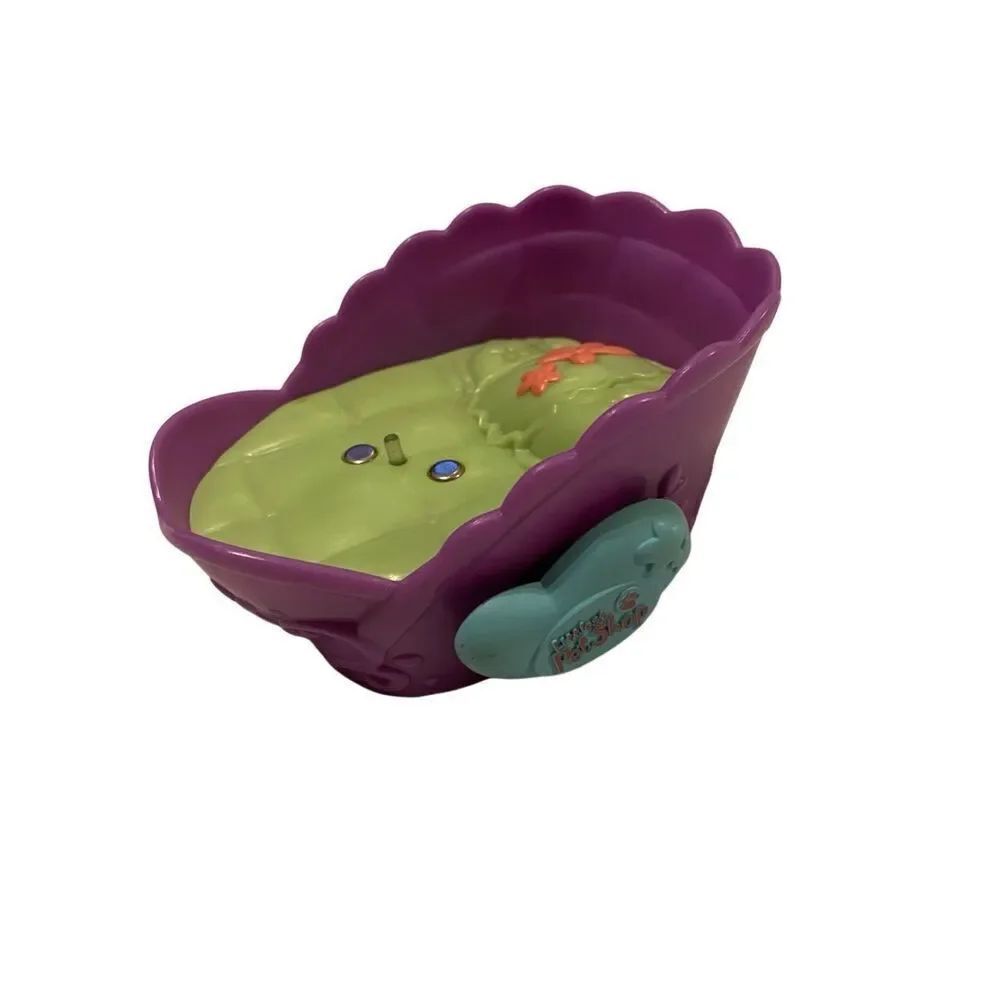 Littlest Pet Shop Magic Motion Purple Basket Yum Yum Magnet
